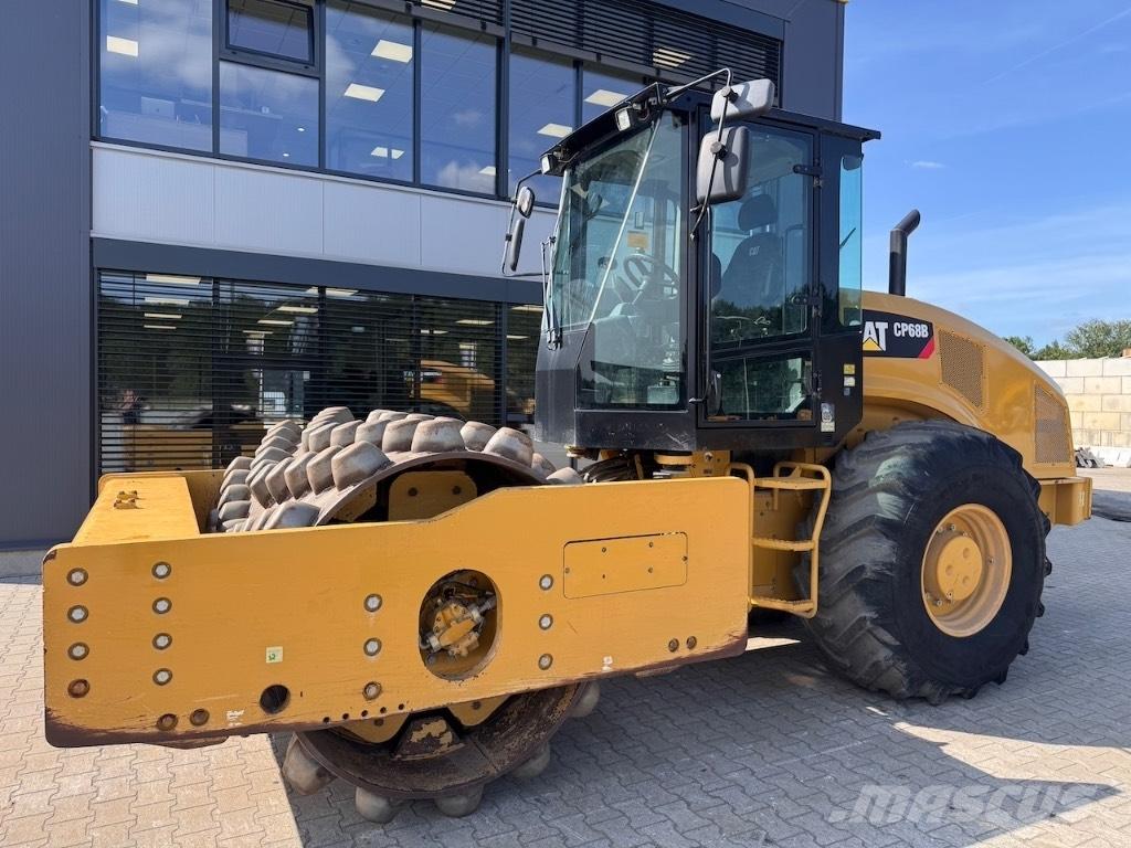 CAT CP 68 B Уплътнители за почва
