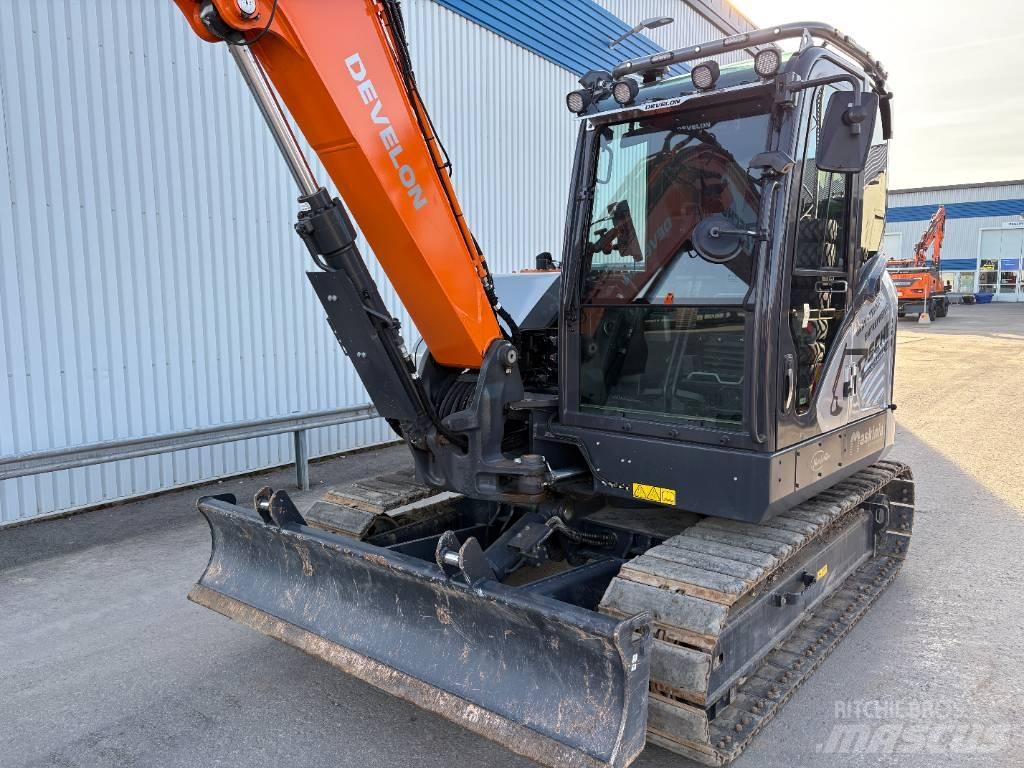 Develon DX 85 R-7 Средни екскаватори 7т - 12т