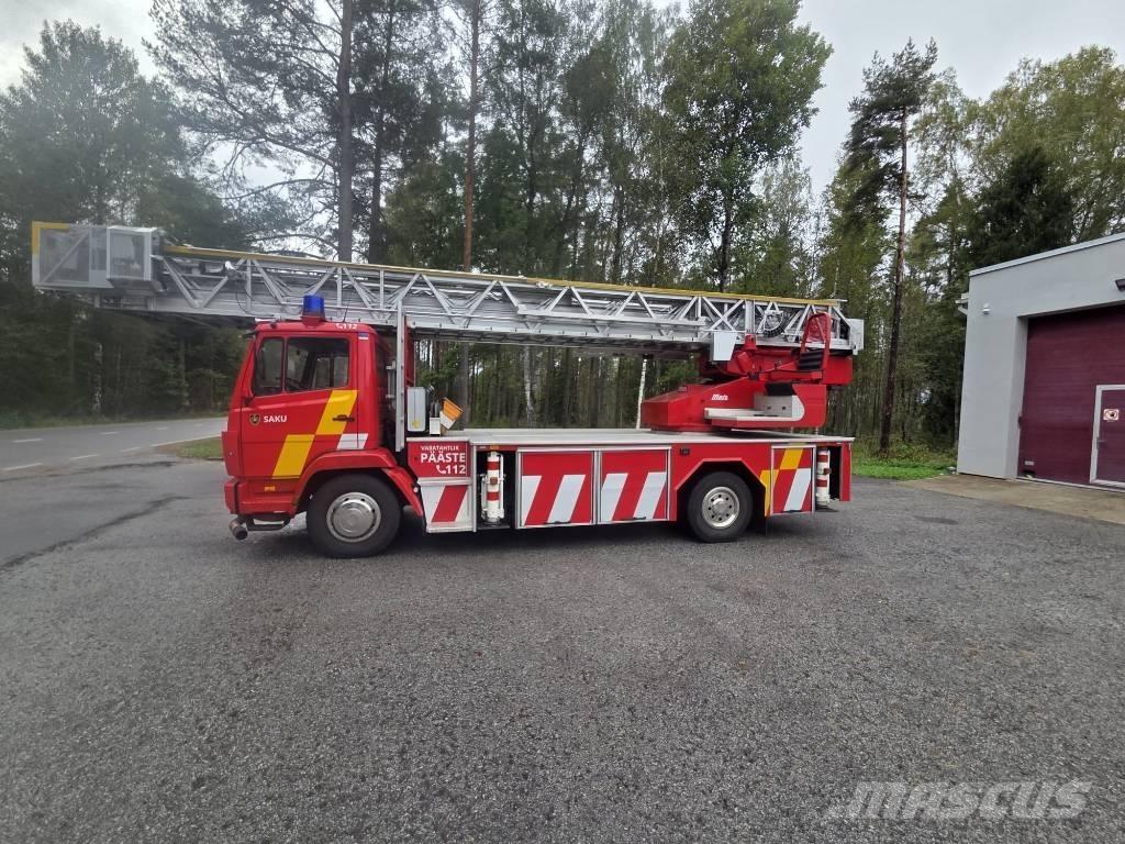 Mercedes-Benz 1524 Пожарни камиони