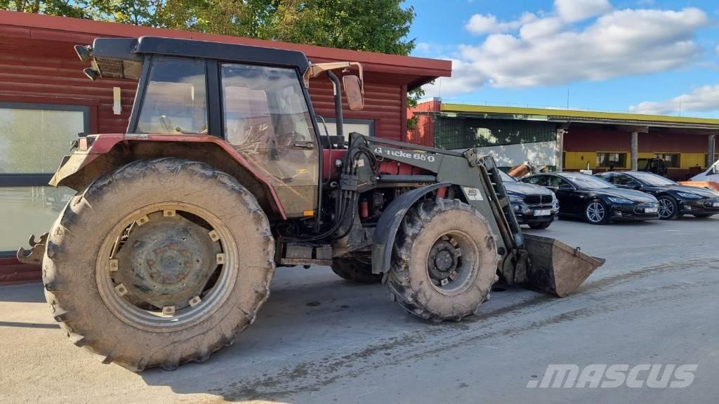 CASE 5130 Трактори