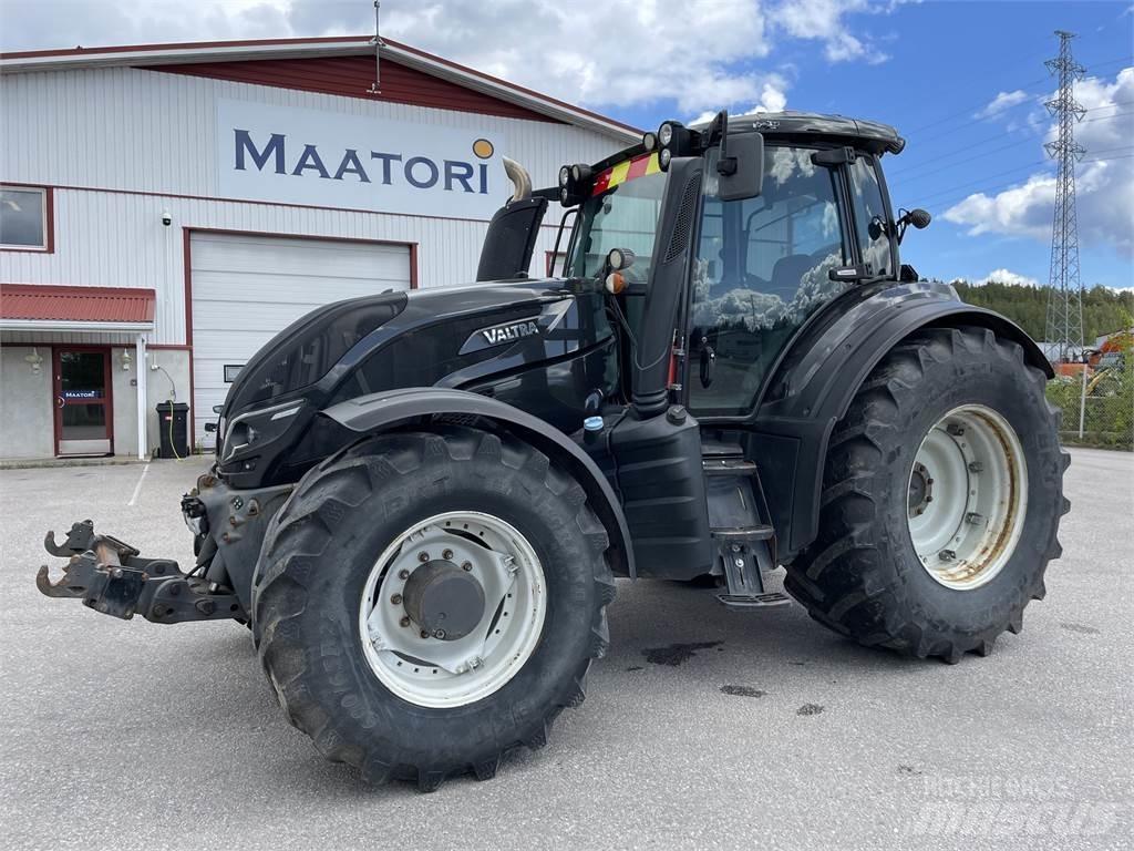 Valtra T234 A Трактори