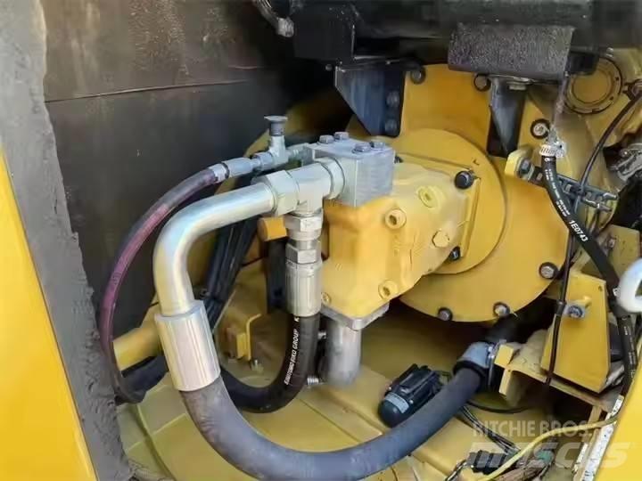CAT CAT 307 Верижен екскаватор