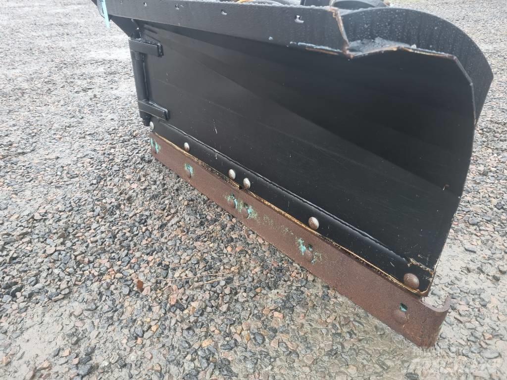 SE Equipment  Vikplog Плуг