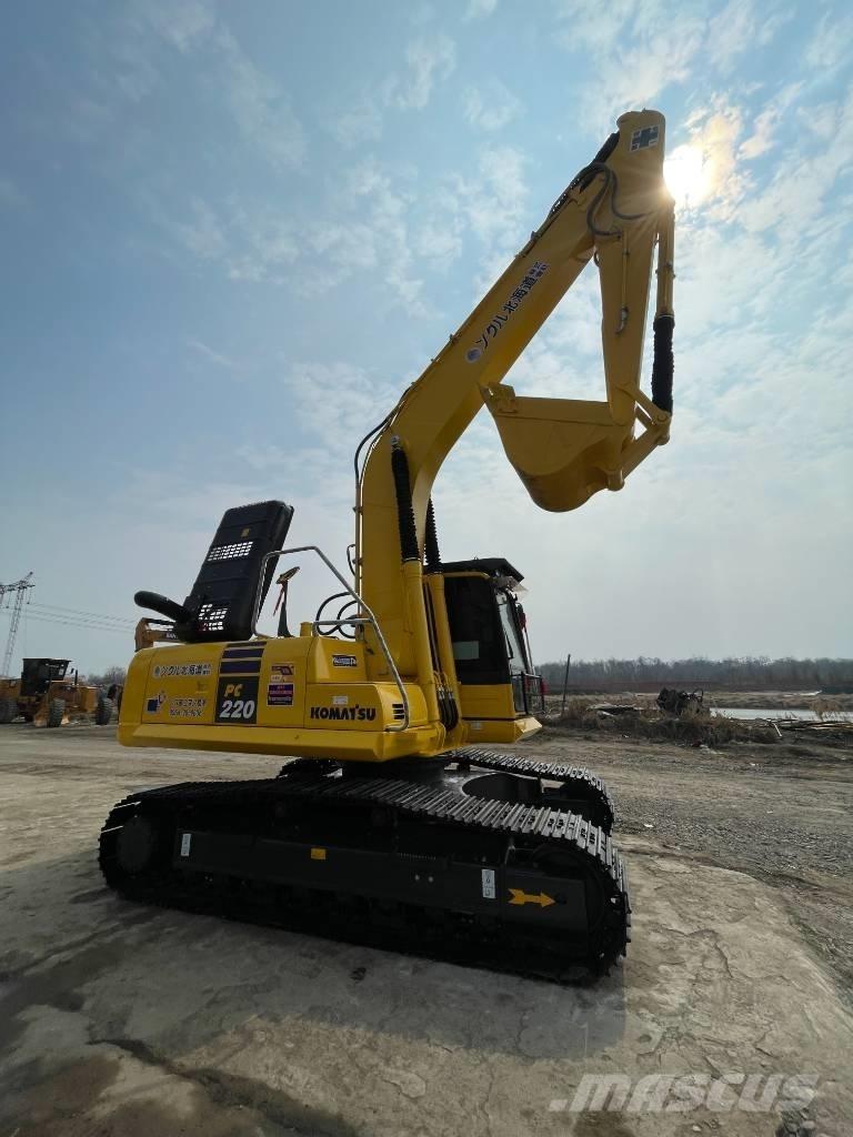 Komatsu PC220-8 Верижен екскаватор