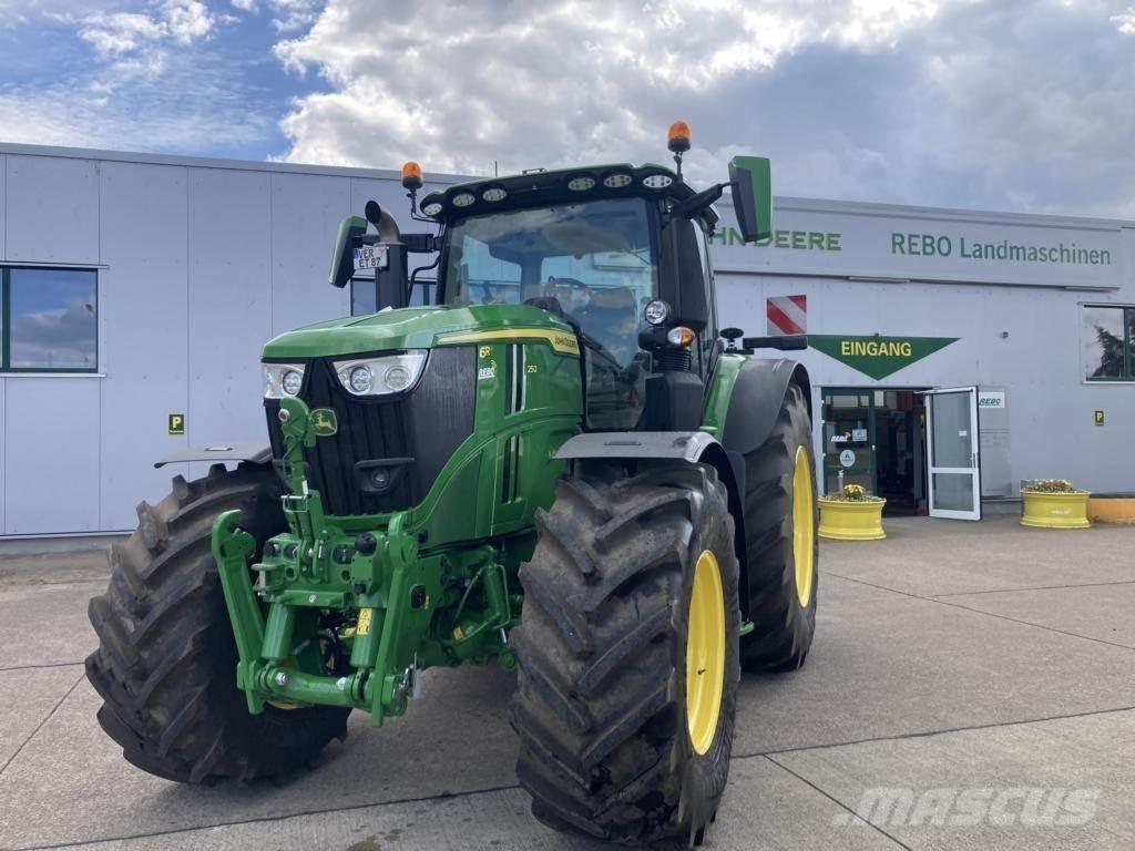 John Deere 6R 250 Трактори
