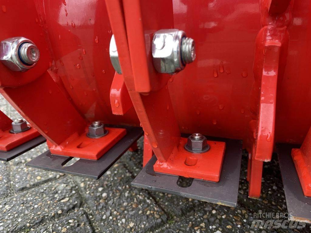 Kuhn HRB303D Култиватори за редови култури
