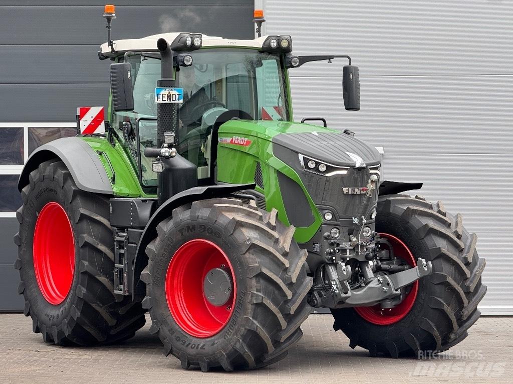 Fendt 936 Profi Plus Трактори