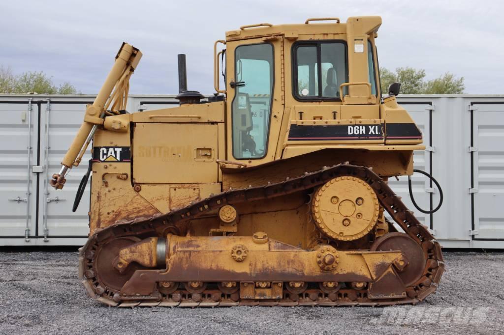 CAT D 6 H XL Верижни булдозери
