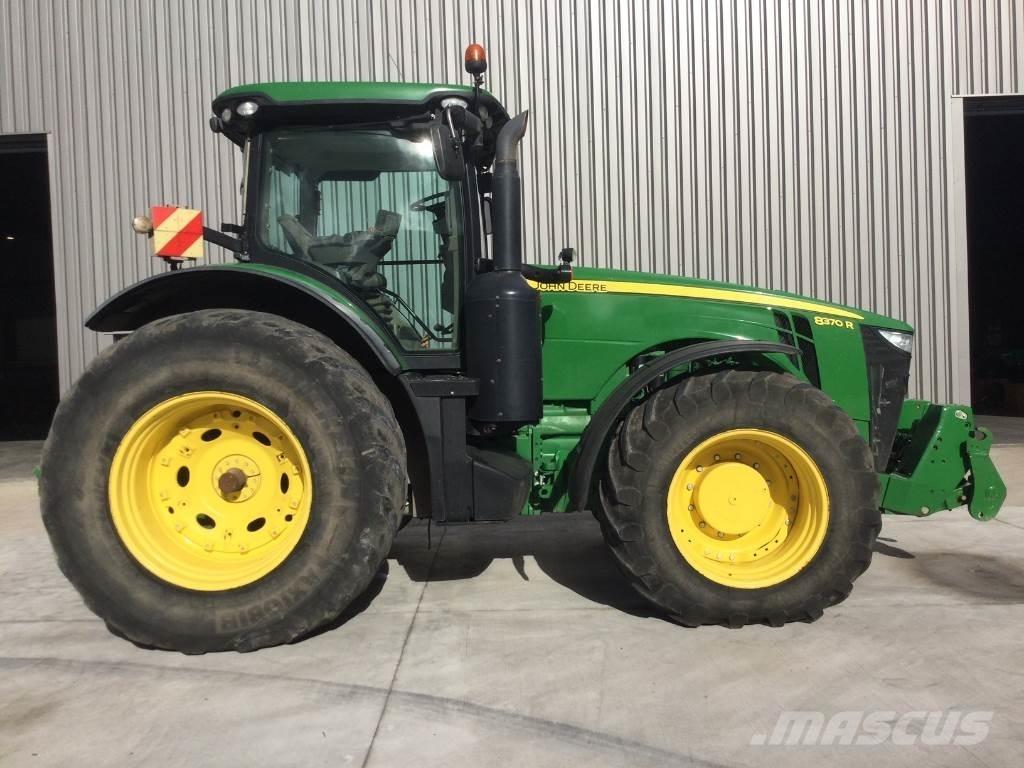John Deere 8370R Трактори