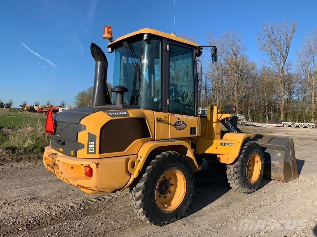 Volvo L 30 G Колесни товарачи