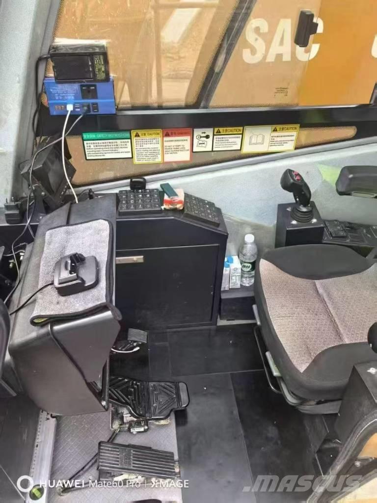 Sany SAC7000 T7 Всъдеходни кранове