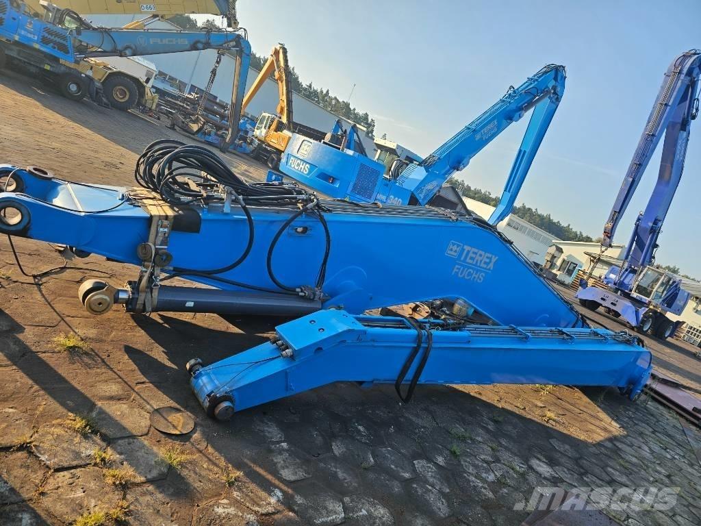 Fuchs MHL 380 Шаси