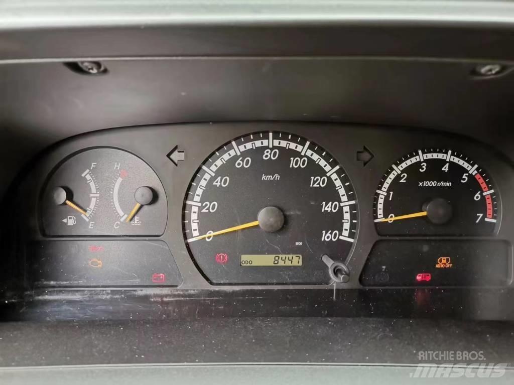 Toyota Coaster Bus Мини бусове