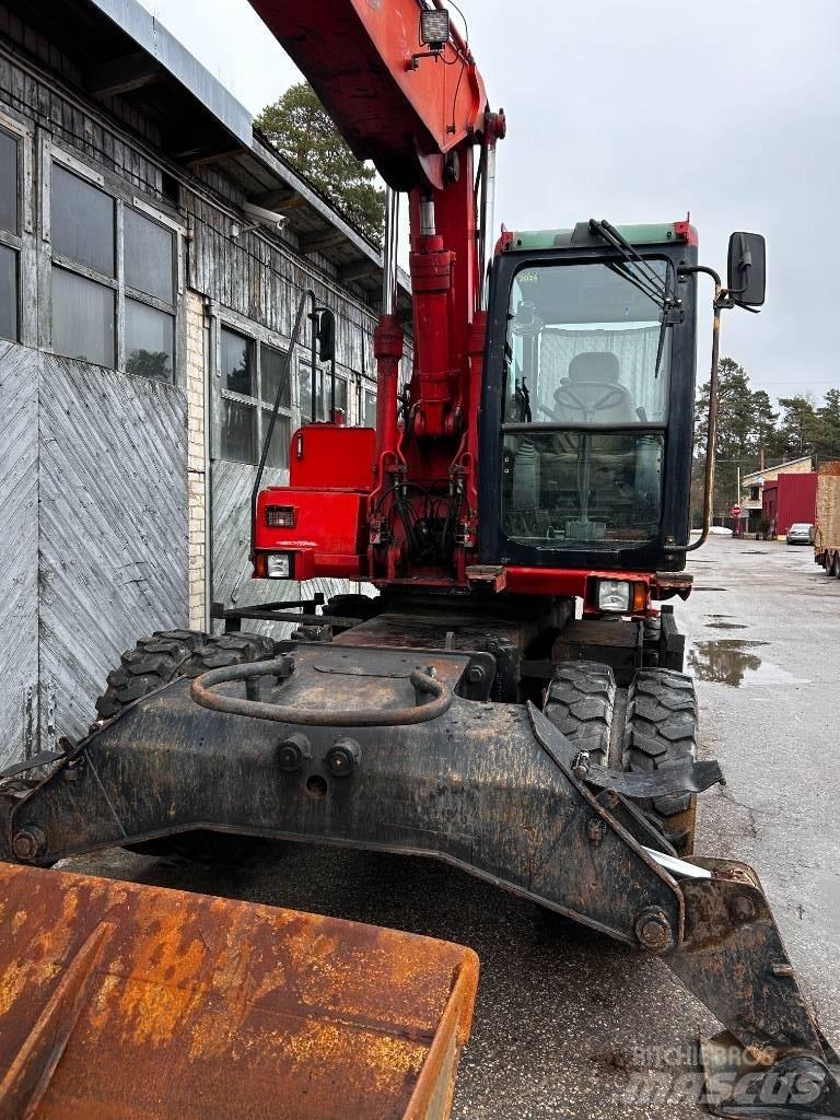 JCB JS 130 W Колесни екскаватори