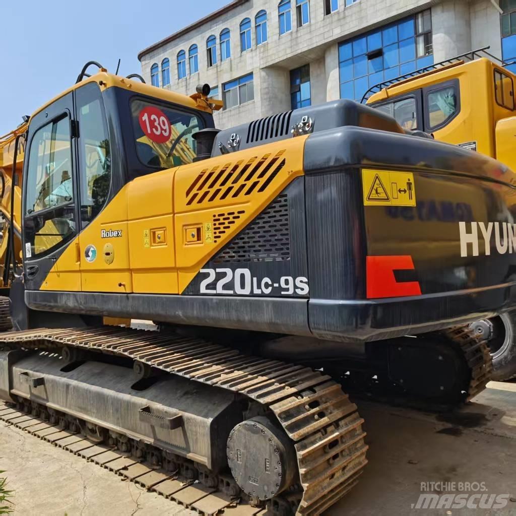 Hyundai 220lc-9s Верижен екскаватор