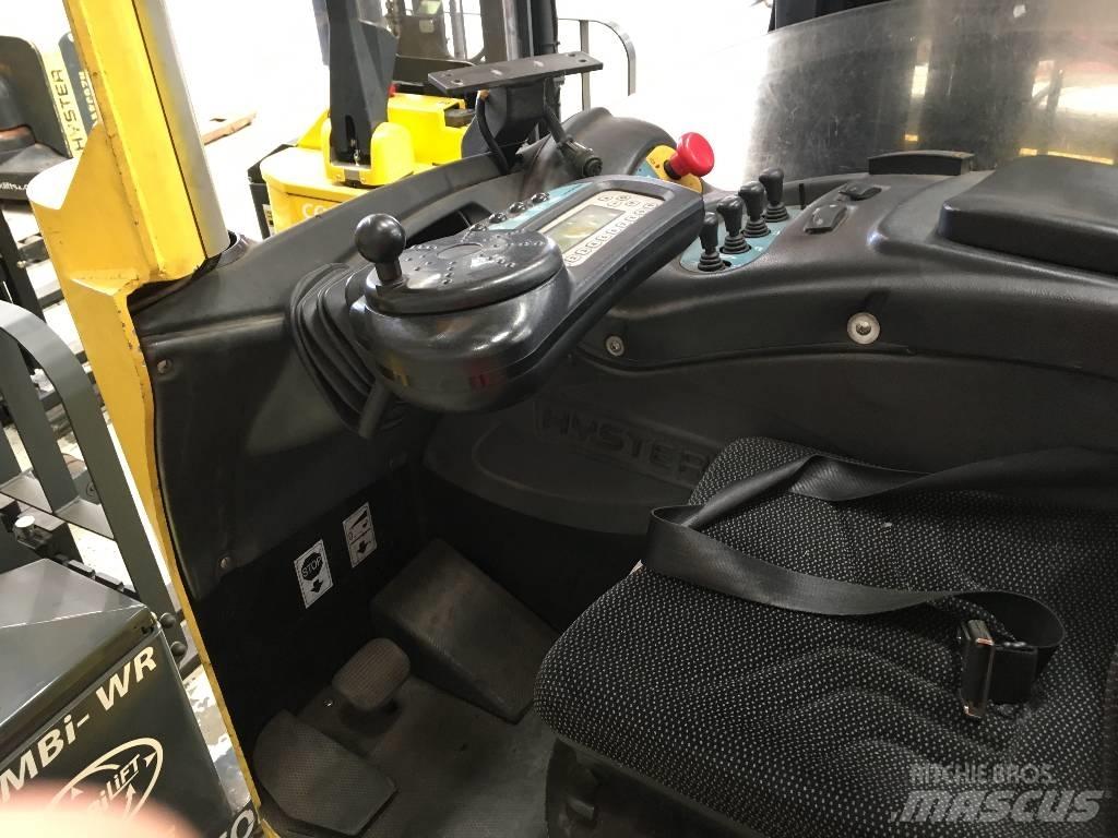 Hyster R2.0H Ретрак/ Високоповдигач с изместване на вилката напред