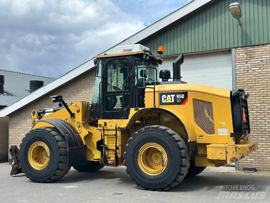 CAT 950G Колесни товарачи
