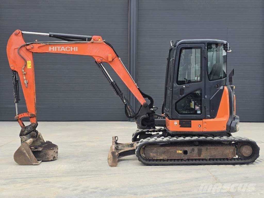 Hitachi ZX55U-5A CLR Мини екскаватори < 7 т