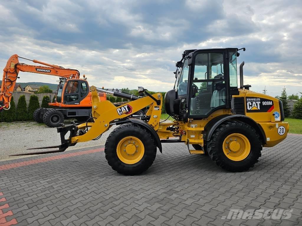 CAT 908 M Колесни товарачи