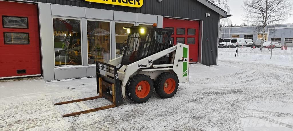 Bobcat 643 Мини товарачи
