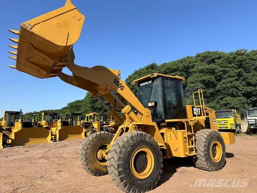 CAT 950G Колесни товарачи