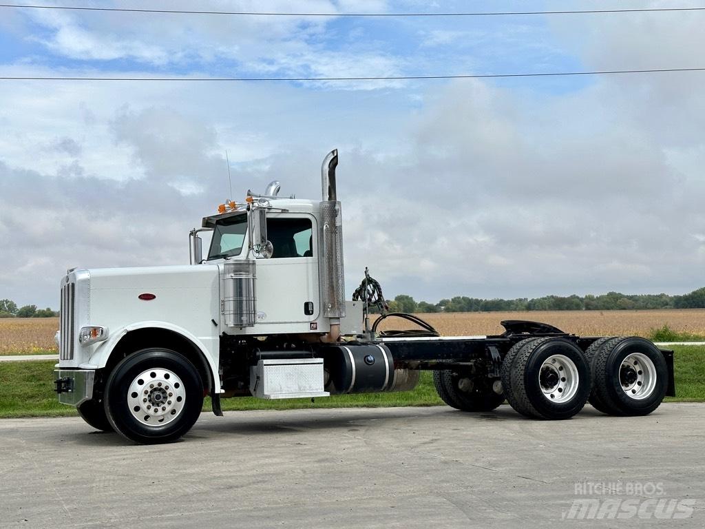 Peterbilt 388 Влекачи