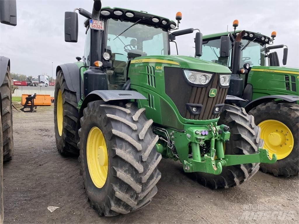John Deere 6215R Трактори