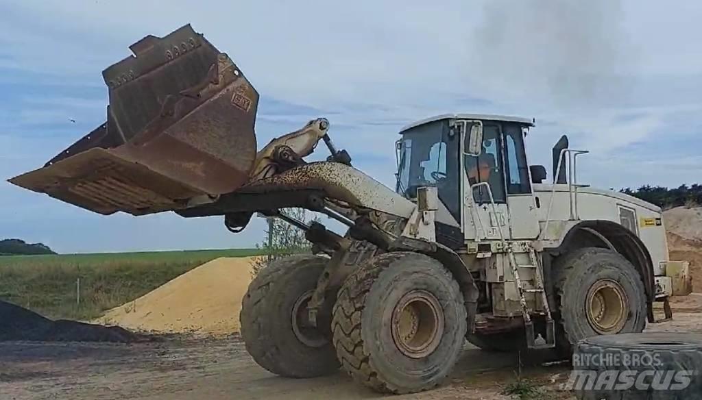 CAT 966 H Колесни товарачи