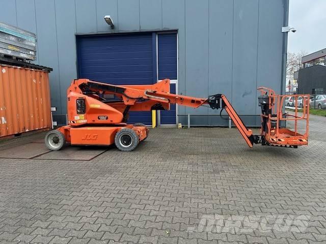 JLG E 400 AJPN Съчленени стрелови подемници