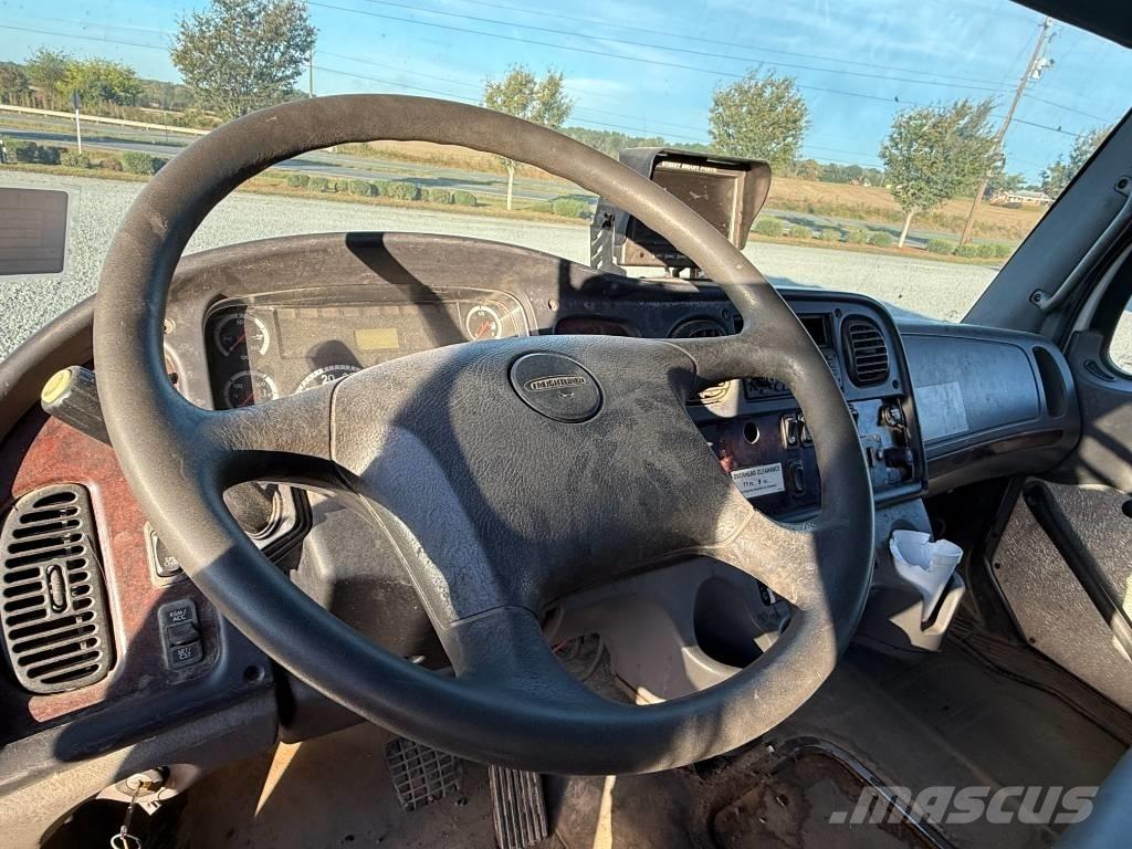 Freightliner M2 Камиони за отпадъци