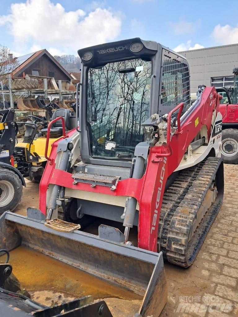 Takeuchi TL12 Мини товарачи
