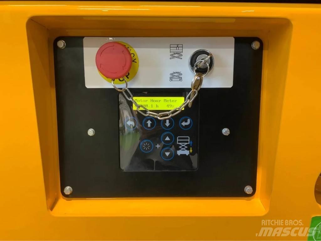 John Deere 76XEND Ножични работни платформи