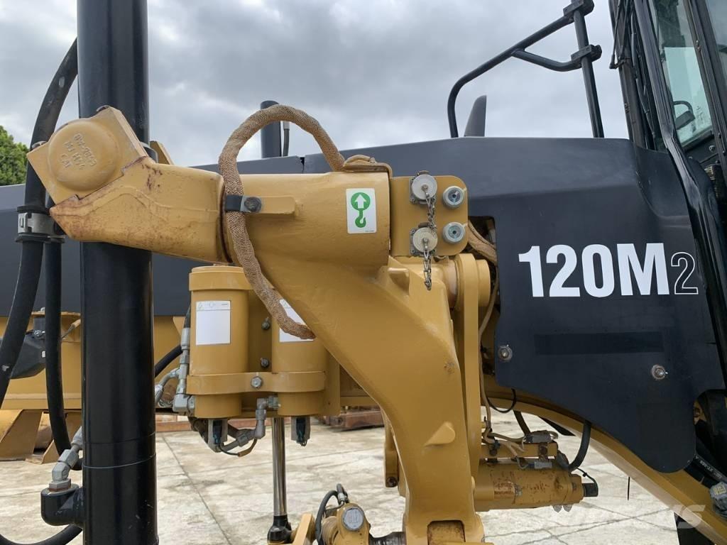 CAT 120 M 2 Грейдери