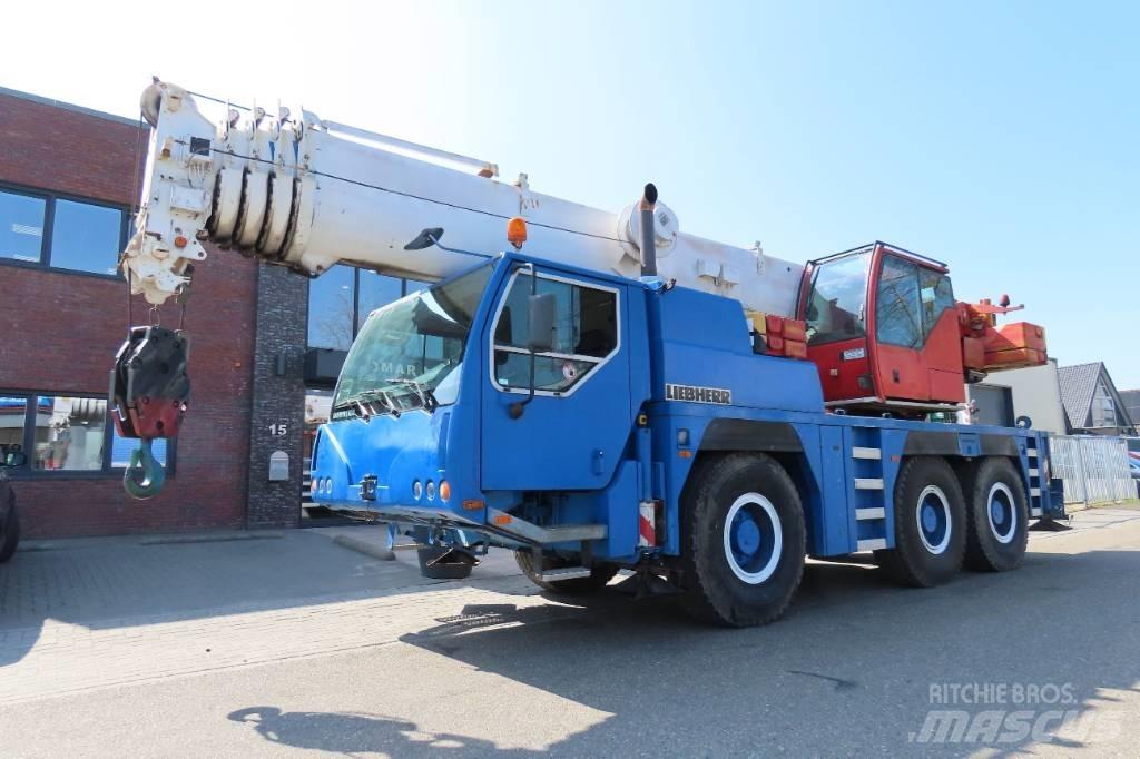 Liebherr LTM 1055-1 Всъдеходни кранове