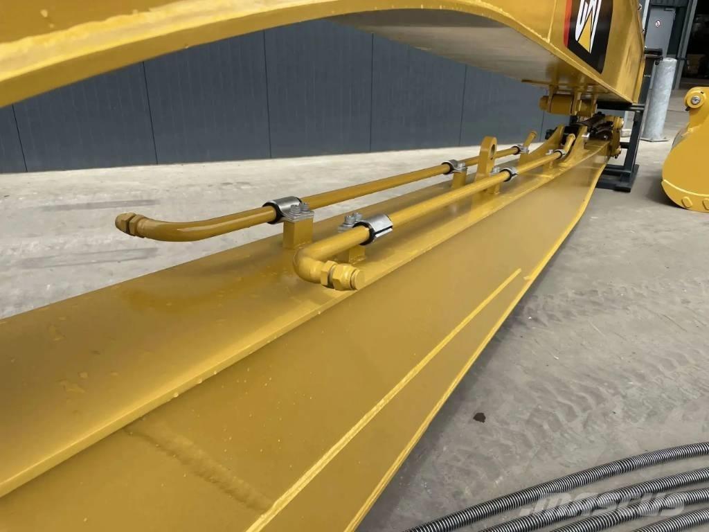 CAT 323F 18m Set Товарачи със заден ескаватор