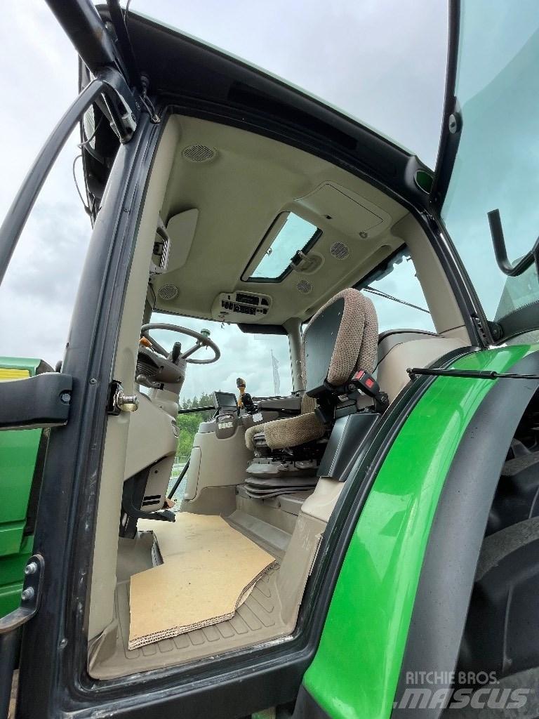 John Deere 6210 R Трактори