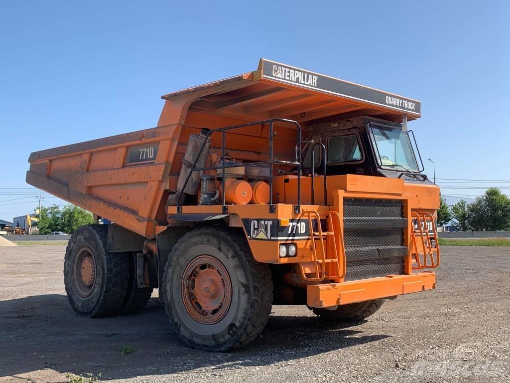 CAT 771 D Твърди самосвали
