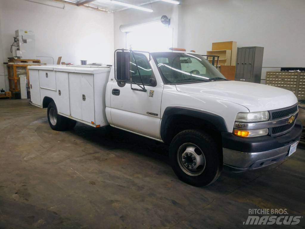 Chevrolet 3500 Пикапи