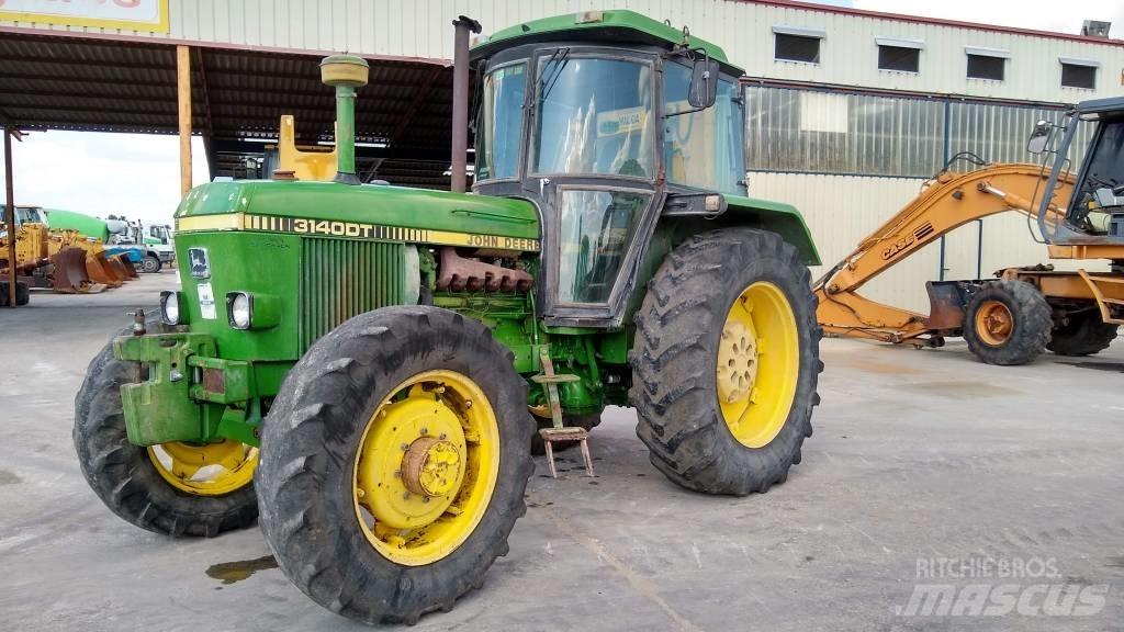 John Deere 3140 DT Трактори