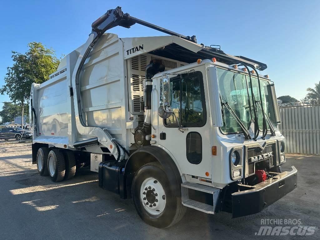 Mack MRU 613 Камиони за отпадъци