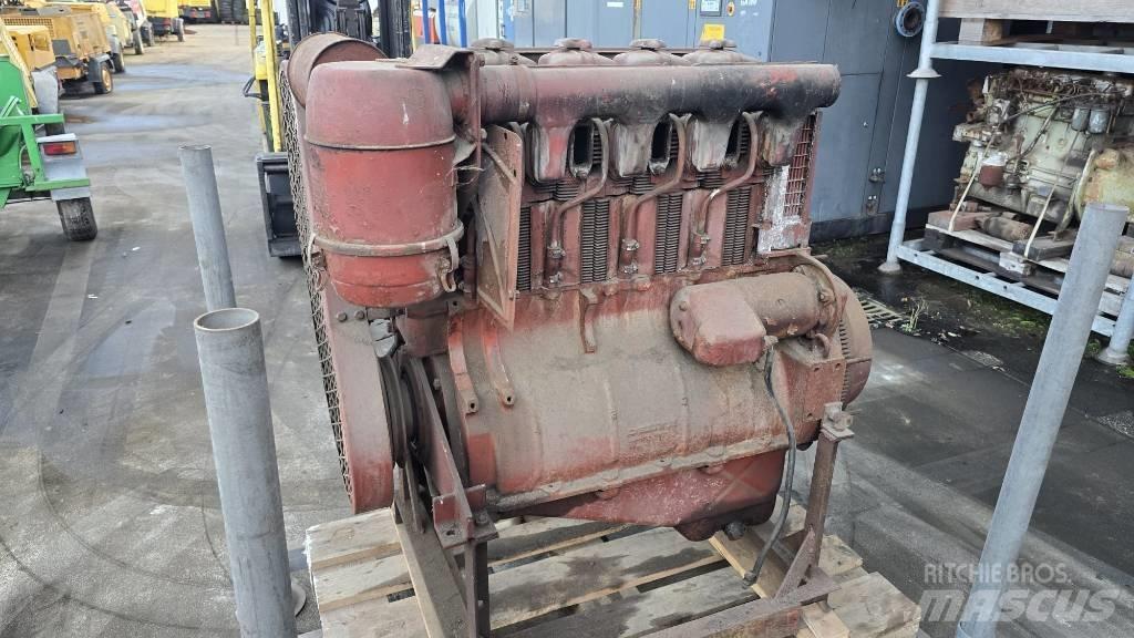 Deutz F4L514 Двигатели
