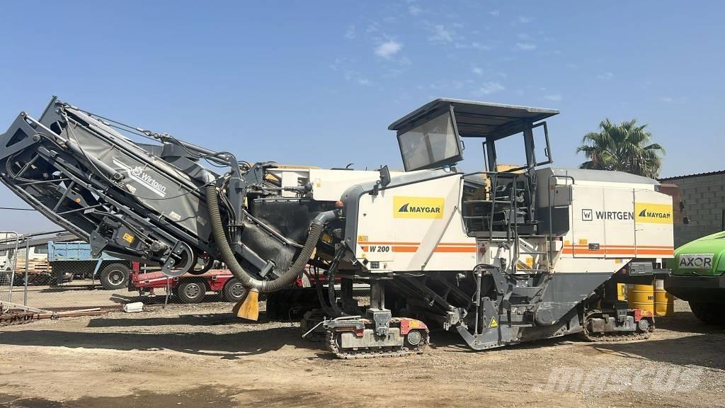 Wirtgen W 200 Машини за цепене на асфалт