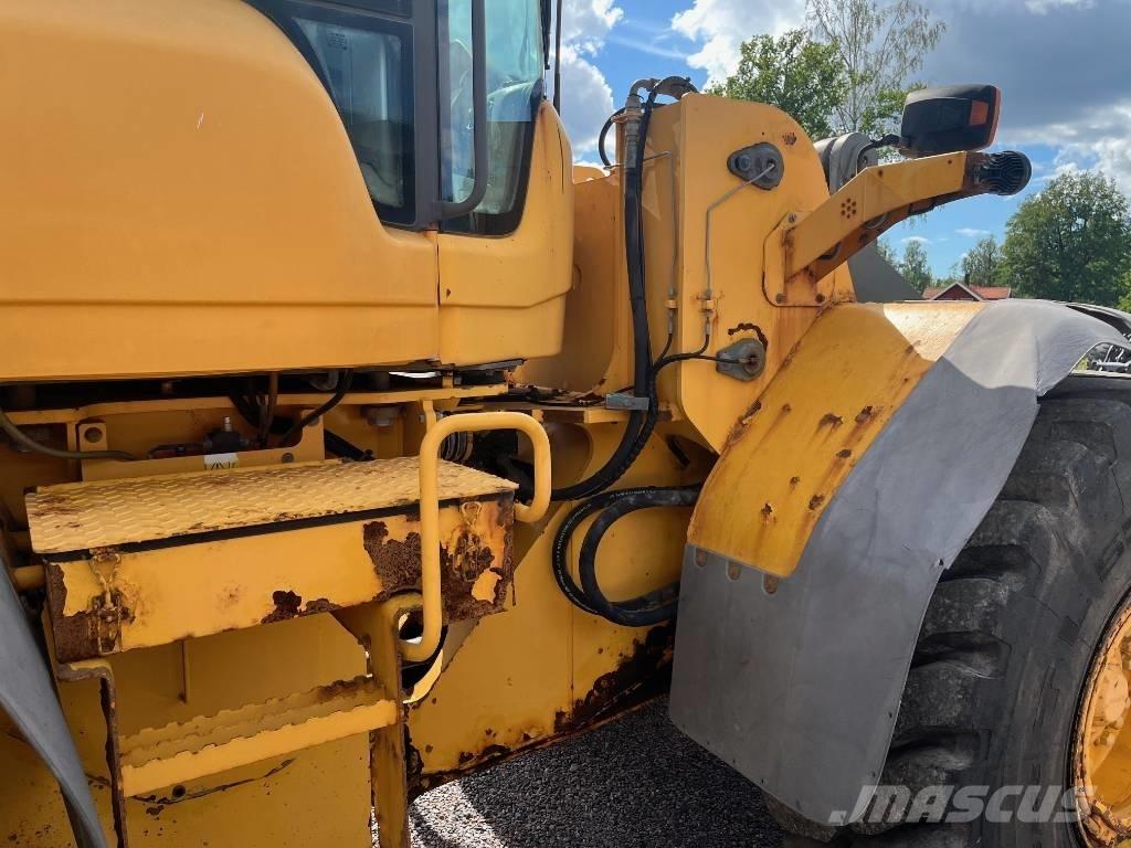 Volvo L 110 F Колесни товарачи