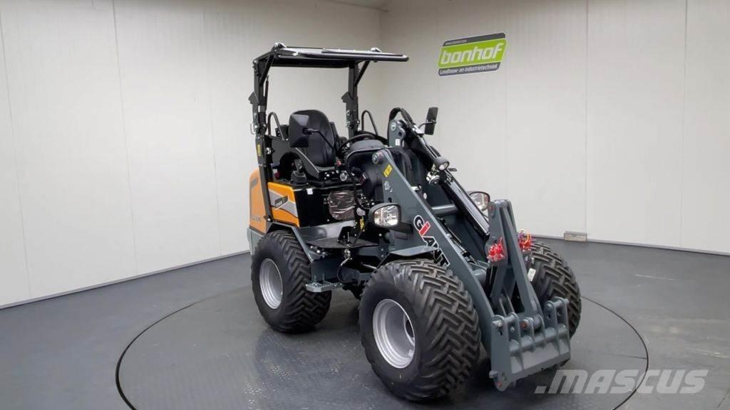 GiANT G2500 HD Колесни товарачи