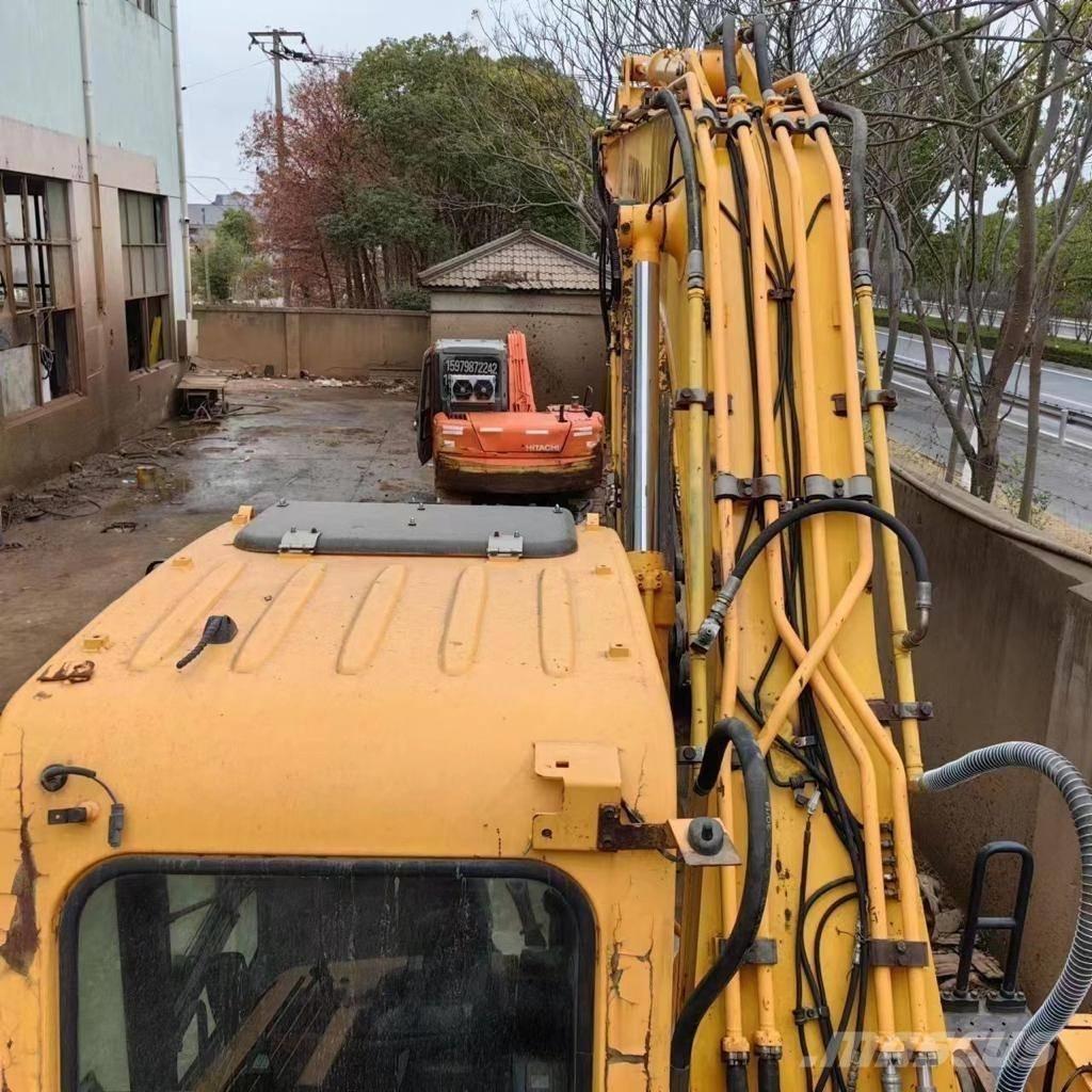 Hyundai 210-9 Колесни екскаватори