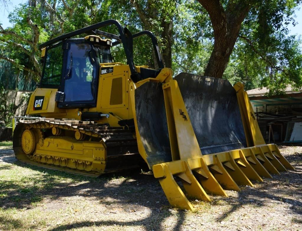 CAT D 6 K 2 LGP Верижни булдозери

