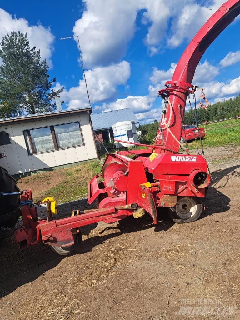 JF 850 Фуражни комбайни