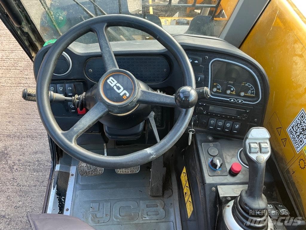 JCB 525-60 Телескопични товарачи
