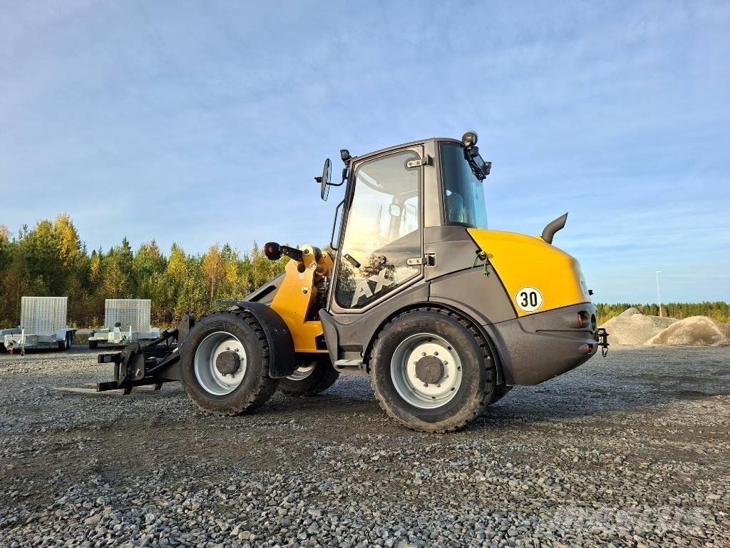 Mecalac AX850-HL Колесни товарачи