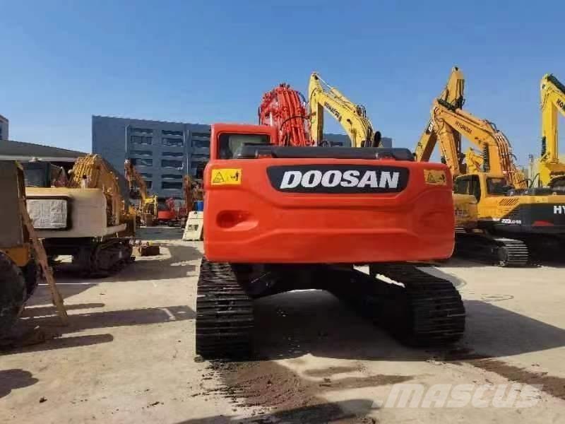 Doosan DX 225 Верижен екскаватор